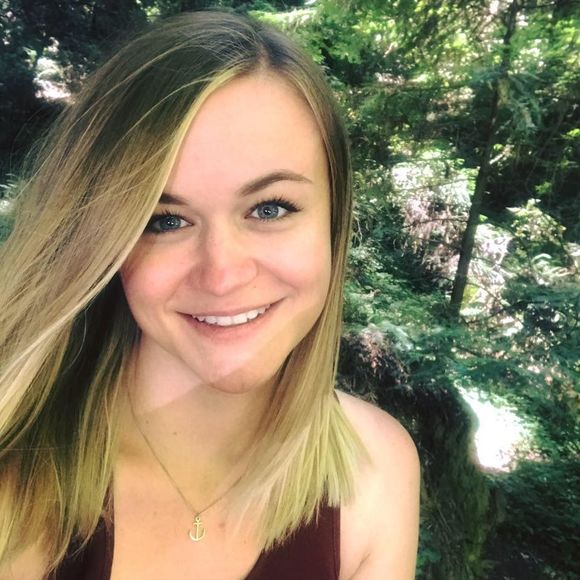 Meet your Posher, Bailey - Picture 1 of 1